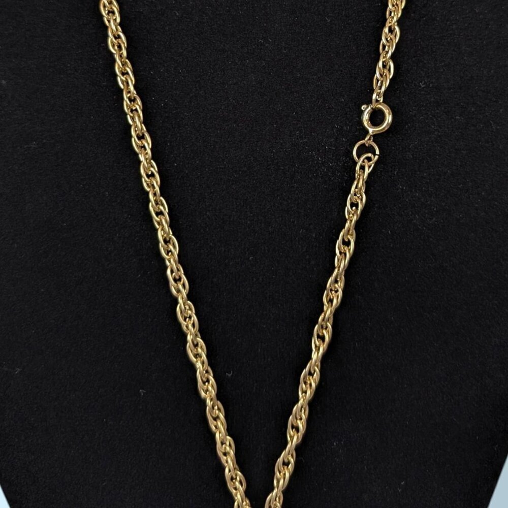 V. Rope Chain Caesars Palace Medallion Pendant Necklace - Picture 5 of 6